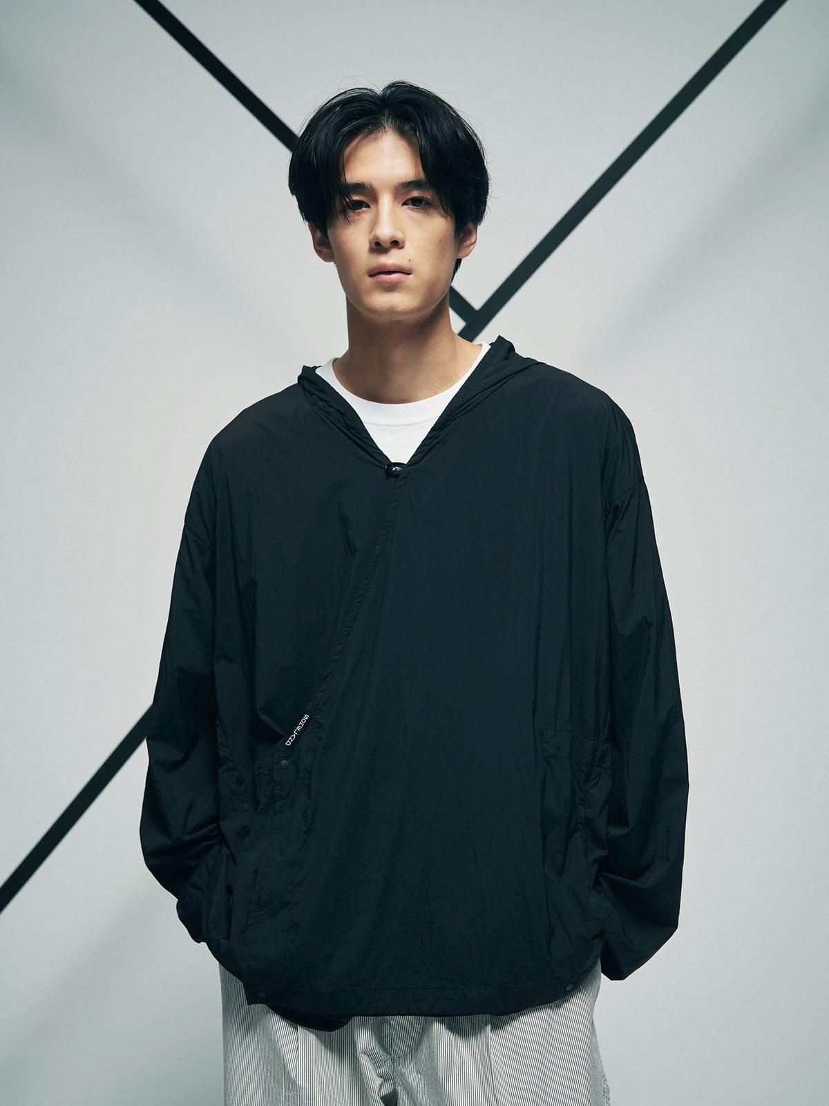 y-COLLAR PACKABLE JACKET